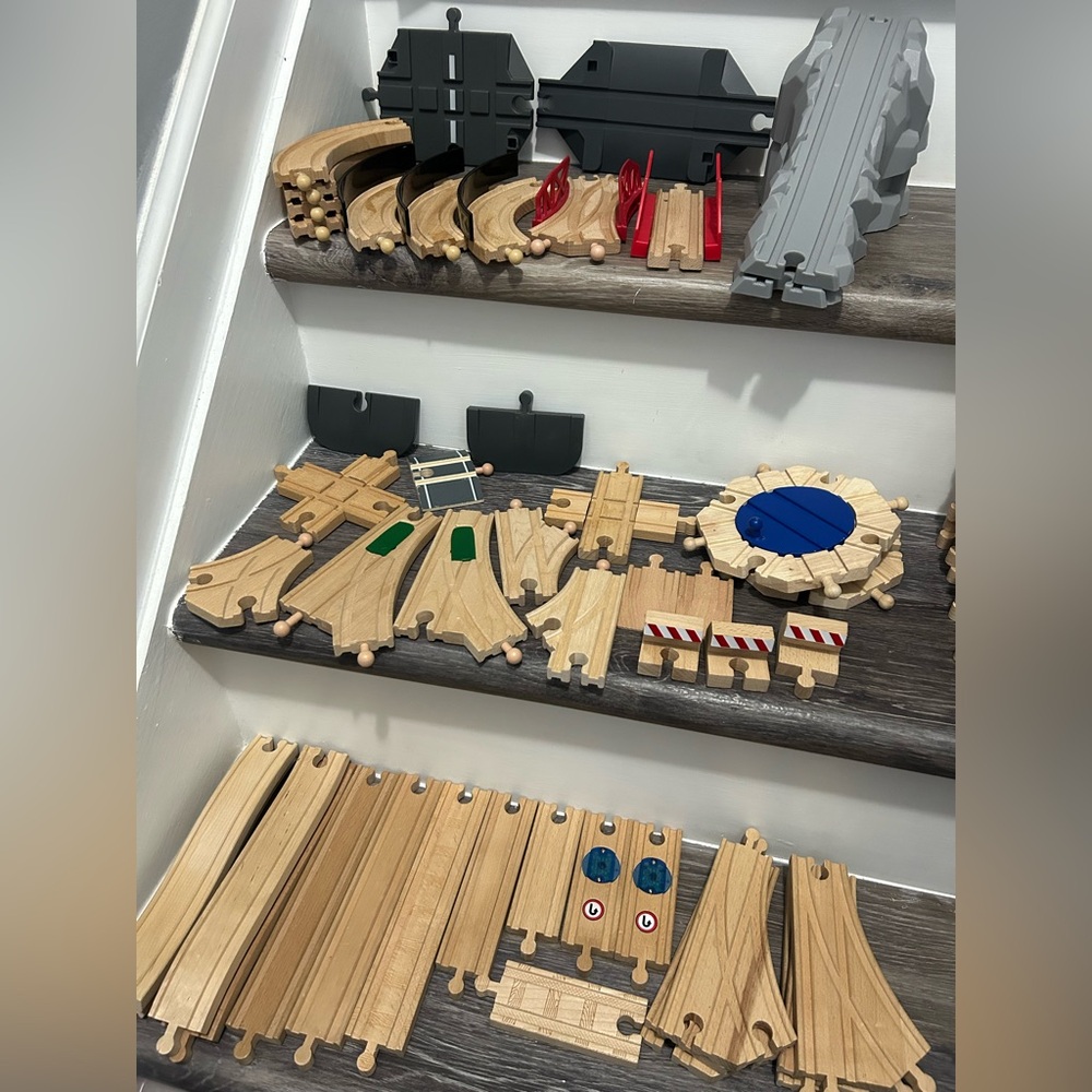 Wooden Train Tracks lot